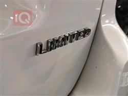 جیپ گراند شیرۆکی